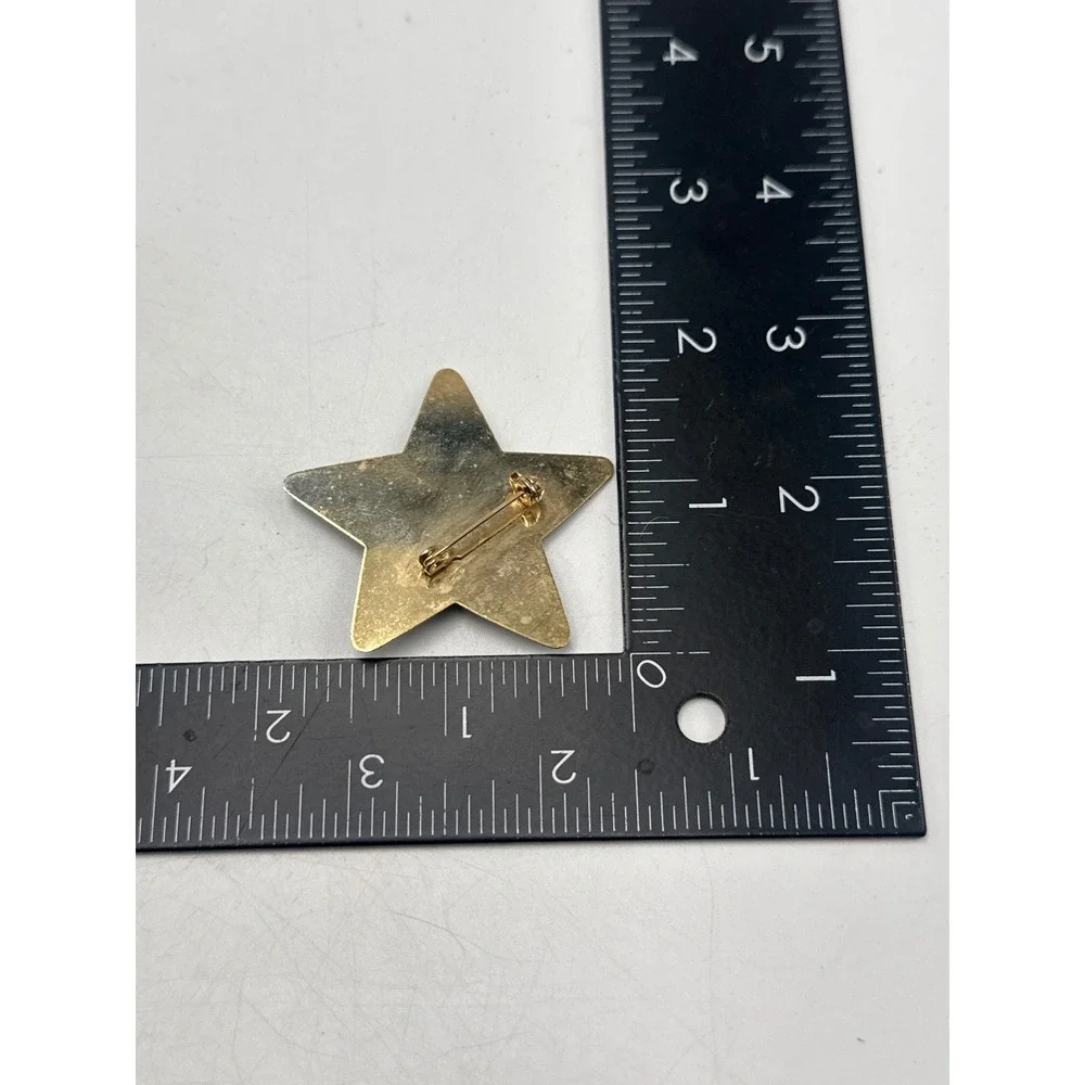 Vintage Gold Tone Star Pin Brooch Five Point Celestial Jewelry Accessory